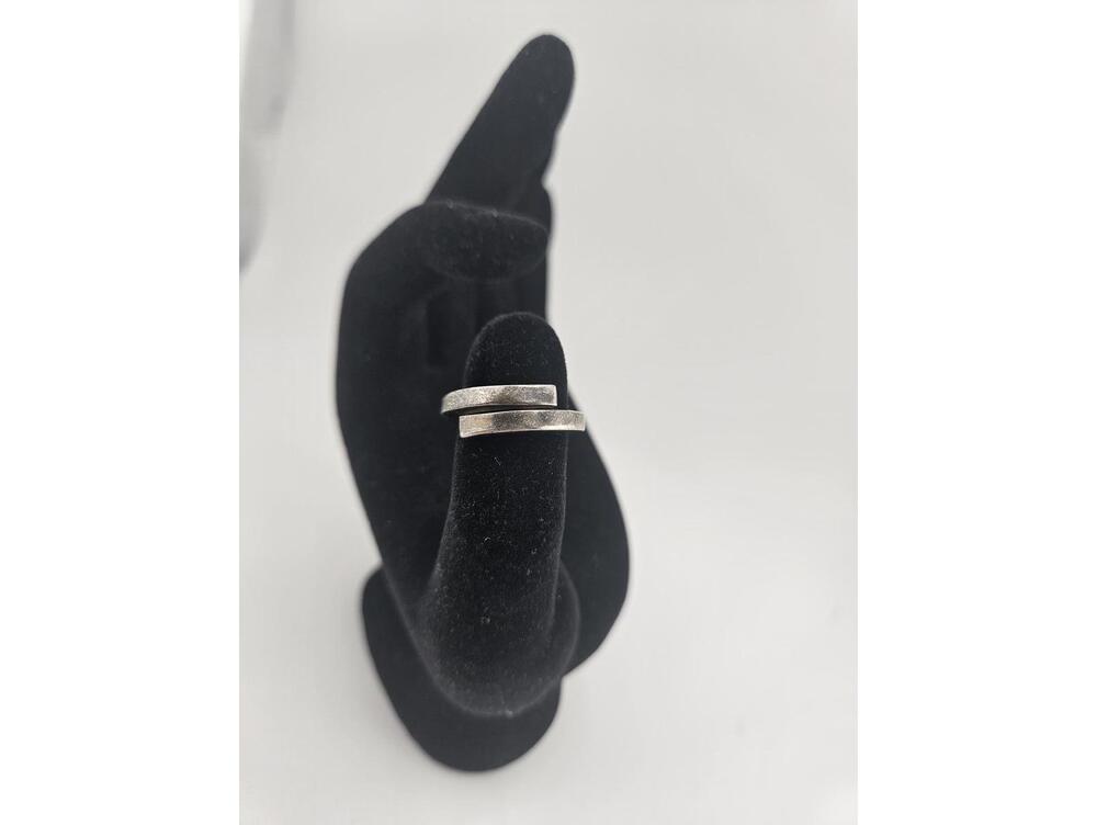 Modern Minimalist Adjustable Sterling Silver Ring Size 6